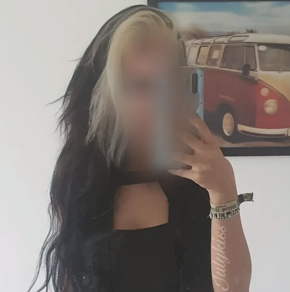 Patricia, 26