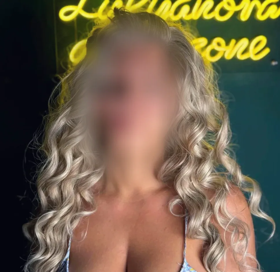 Sonja, 39